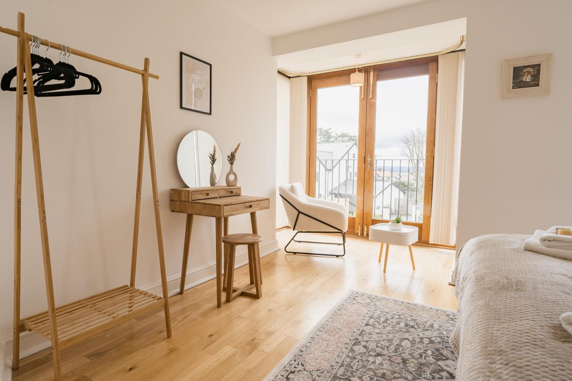 Beautifully Done 5 Bed Barn Conversion In Heswall - Sleeps Up To 10 Exteriér fotografie