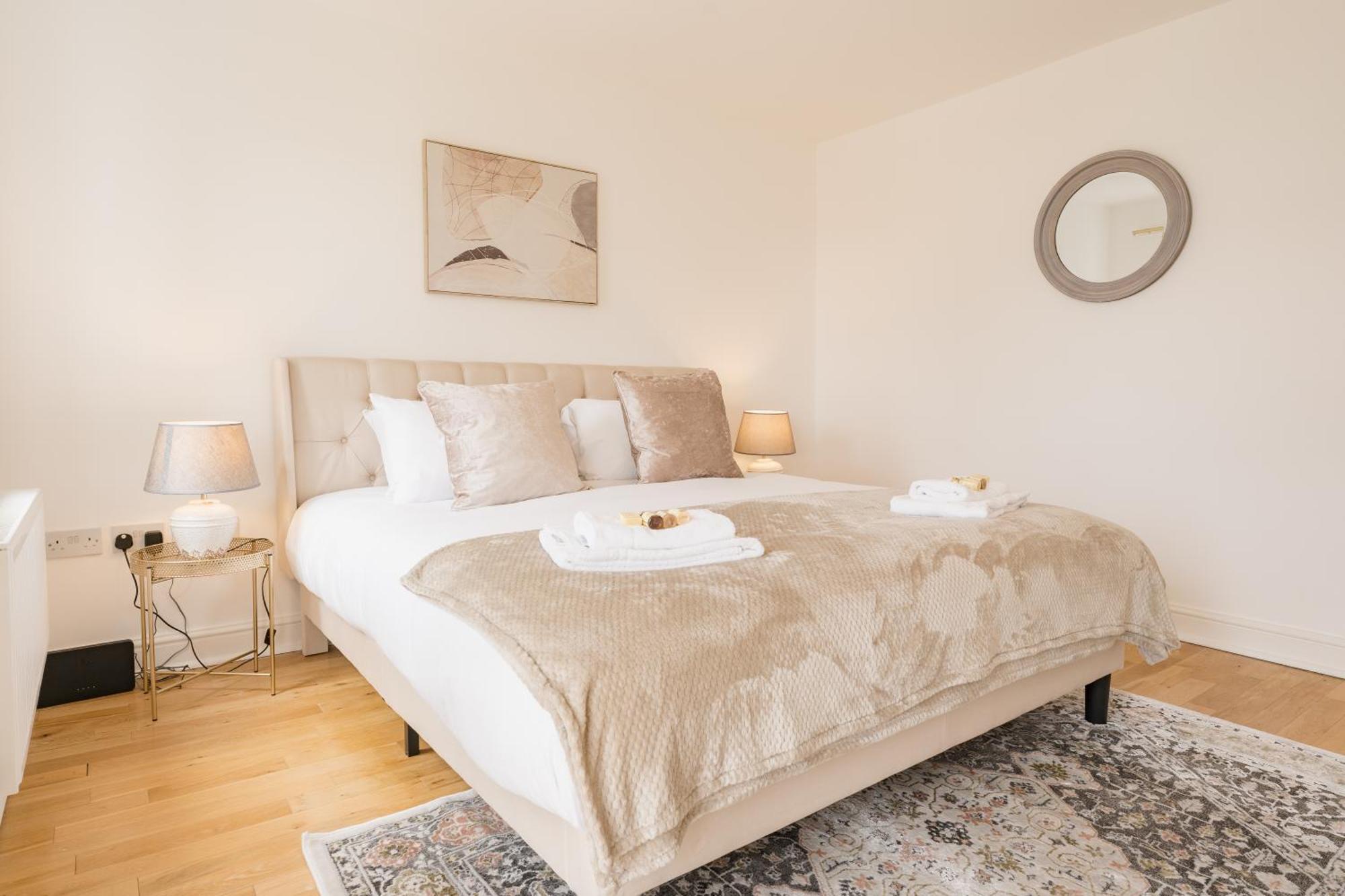 Beautifully Done 5 Bed Barn Conversion In Heswall - Sleeps Up To 10 Exteriér fotografie